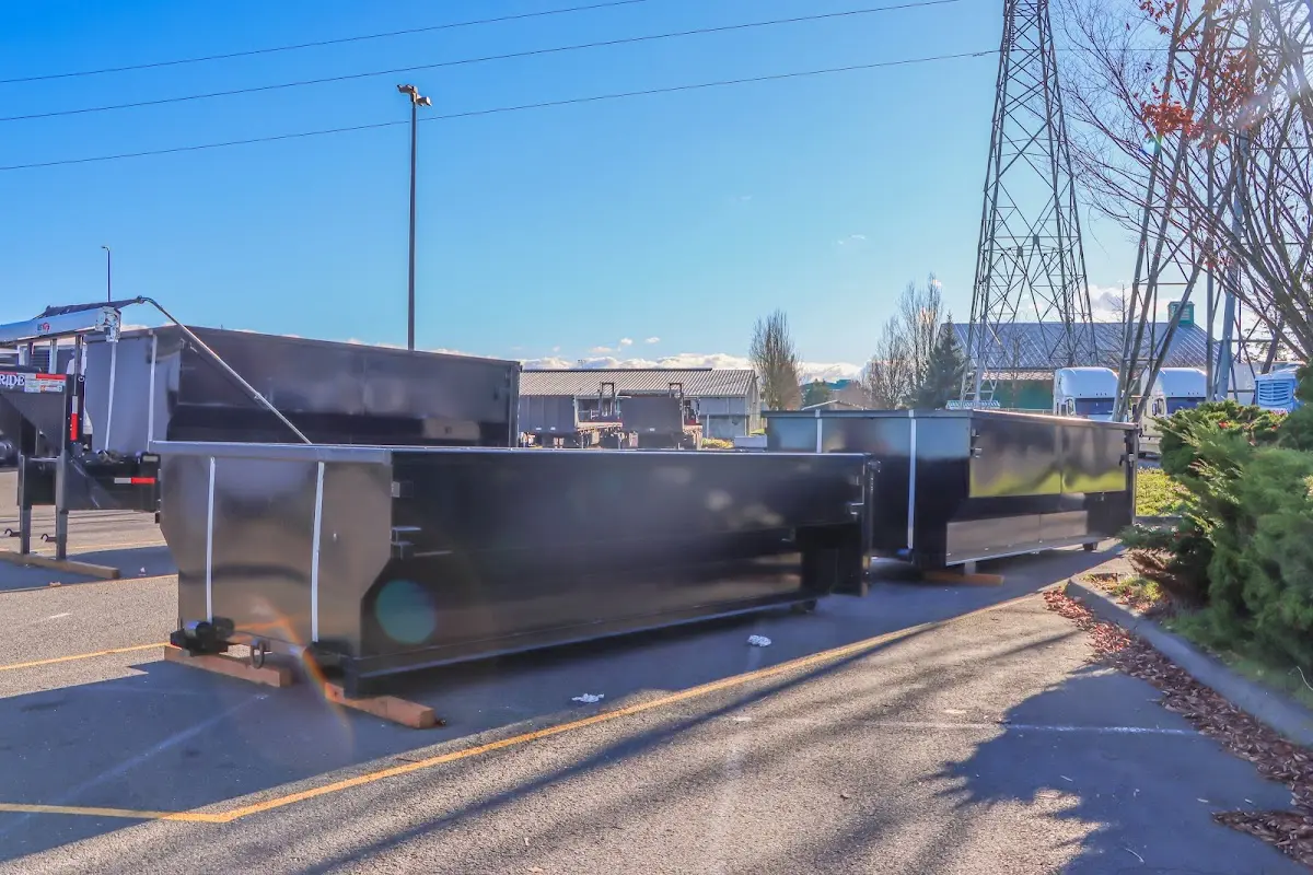 Professional dumpster rental and junk removal service in Glencoe